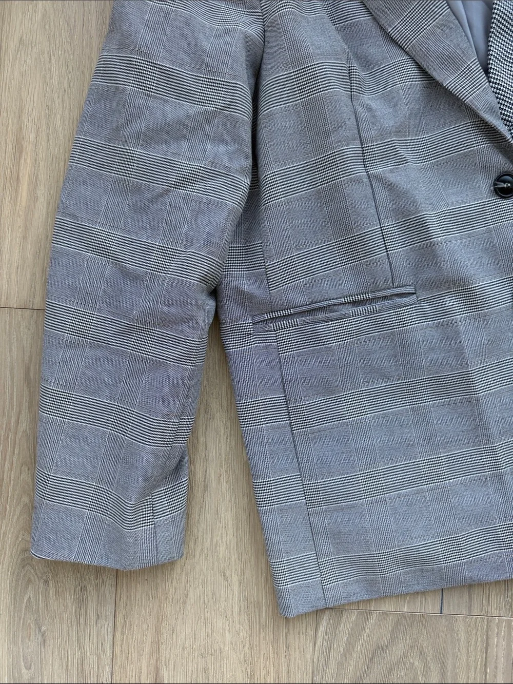 Miss Lola Two-Tone Gray Plaid & Houndstooth Sport Coat